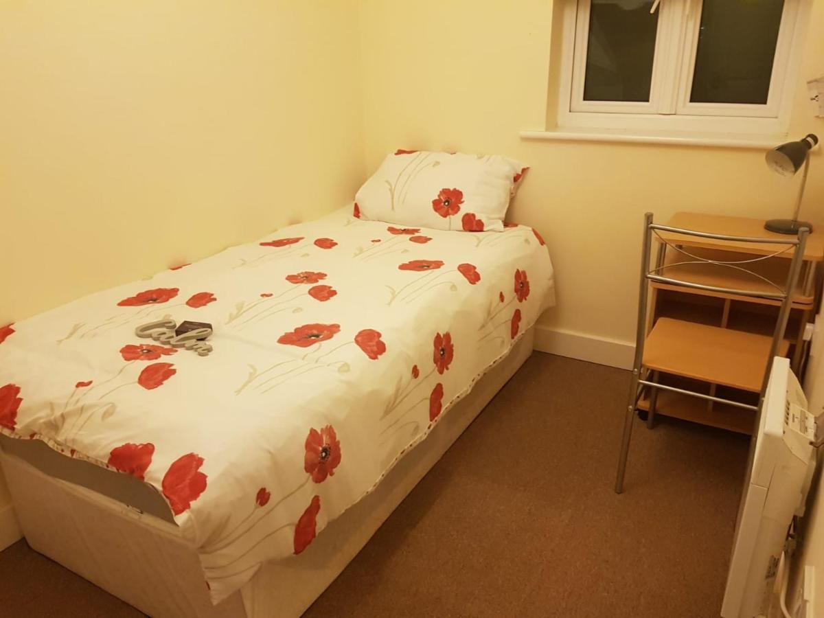 Freedom Villa Rooms Sheffield Exterior photo